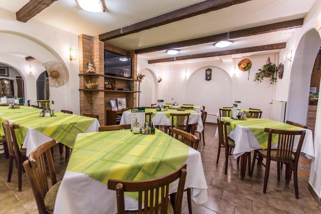 Penzion U Králíků Kurdějov Exterior foto