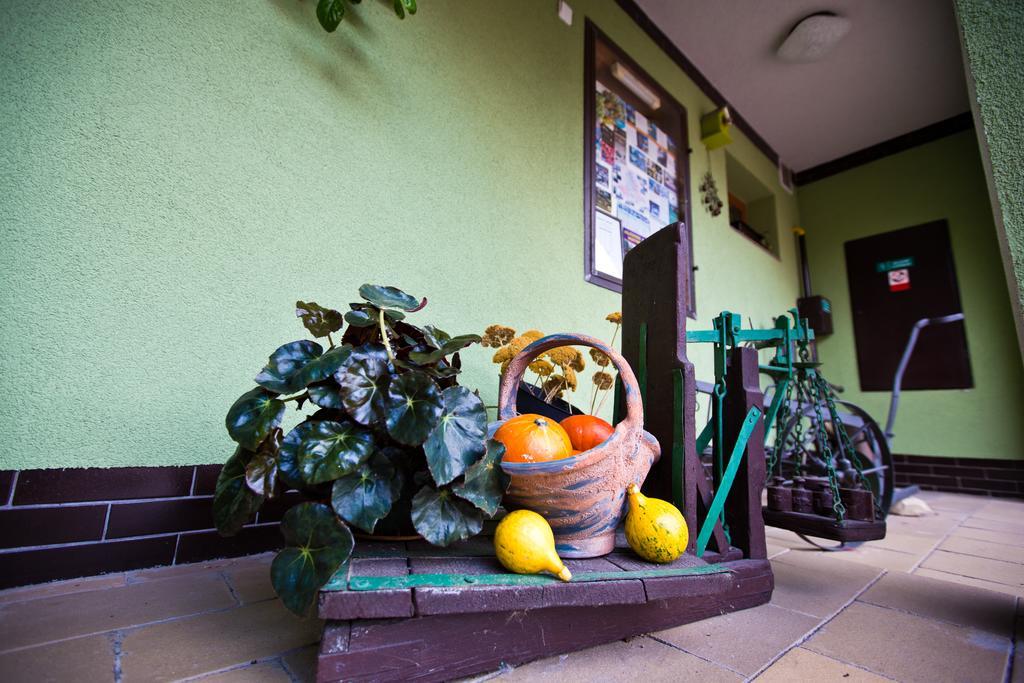 Penzion U Králíků Kurdějov Exterior foto