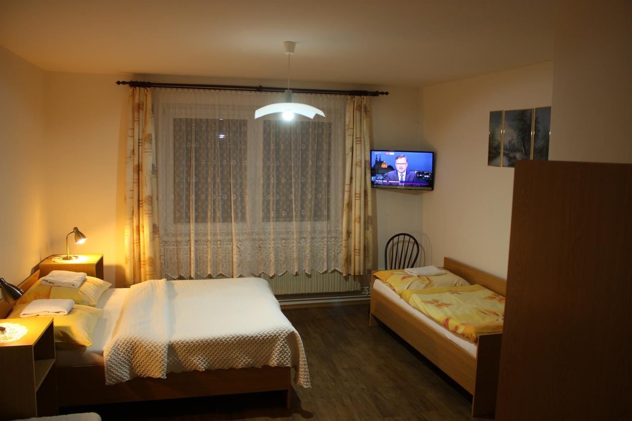 Penzion U Králíků Kurdějov Exterior foto